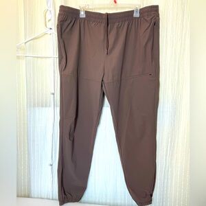 All in motion XL brown with rose undertones hiking jogger pants